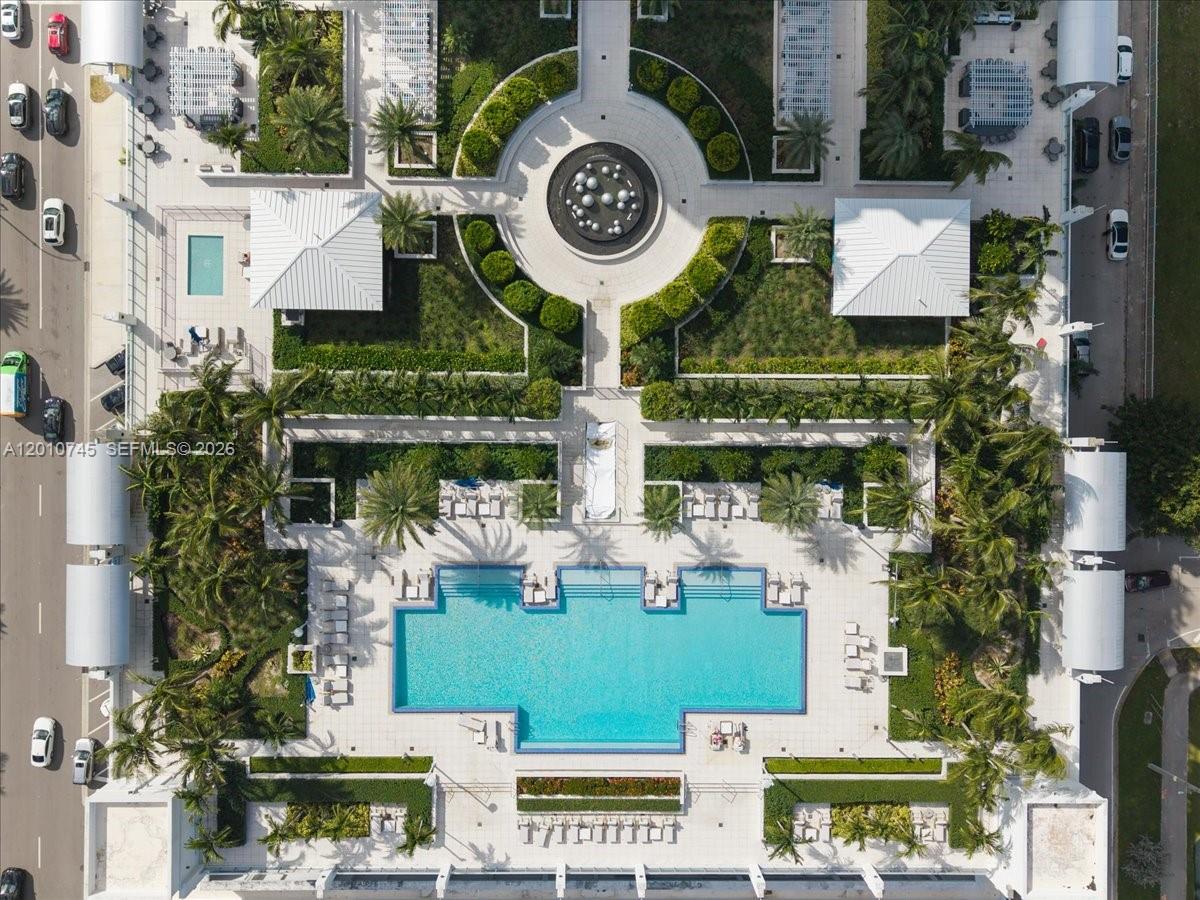 1776 Polk St #1703, Hollywood FL 33020