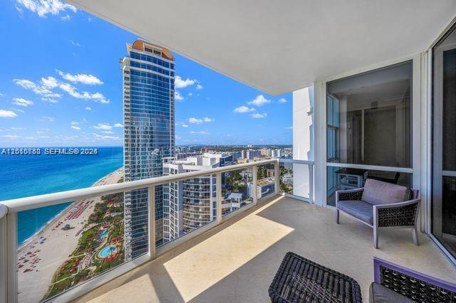 18101 Collins Ave #4702, Sunny Isles Beach FL 33160