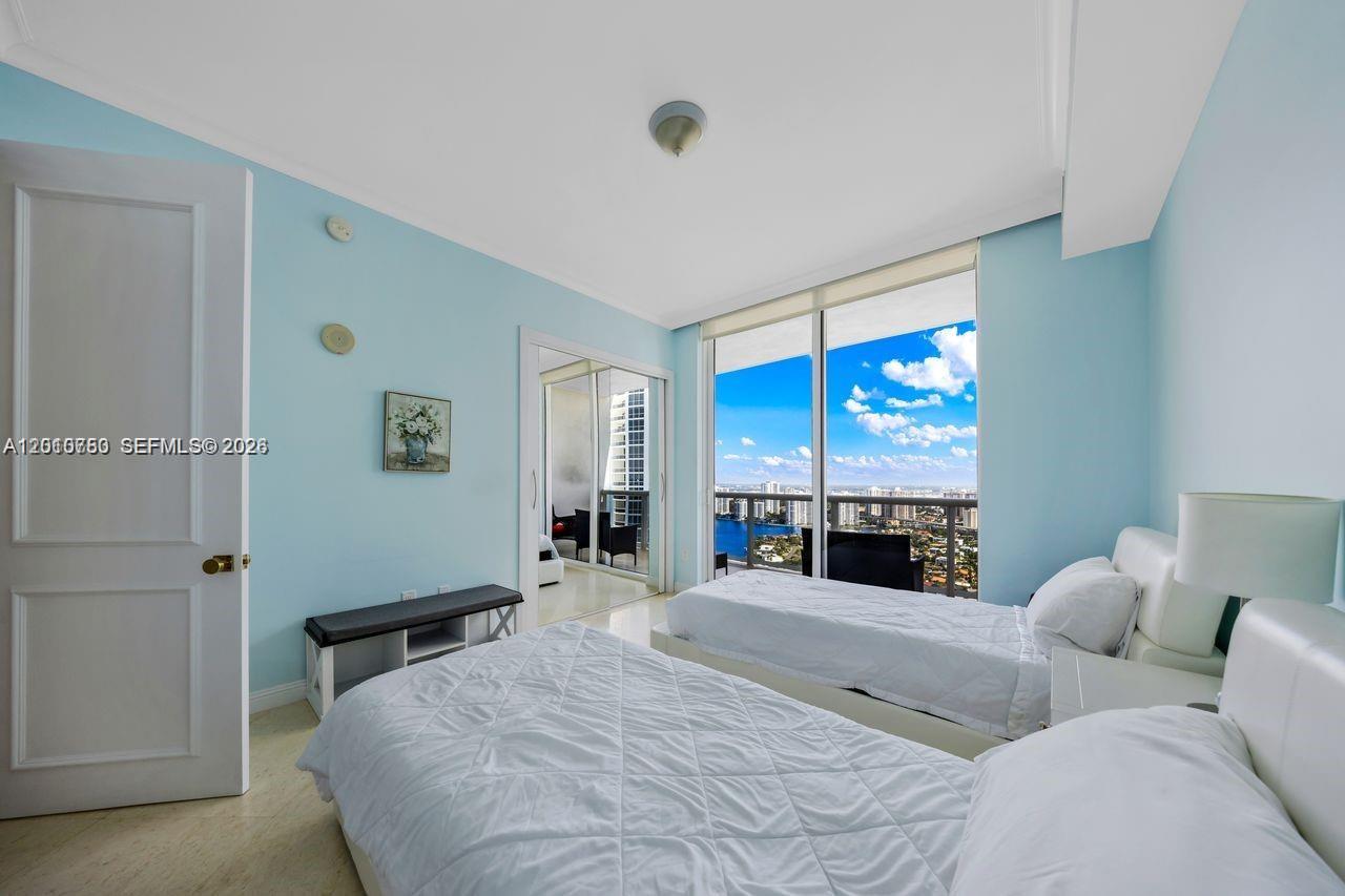 18101 Collins Ave #4702, Sunny Isles Beach FL 33160