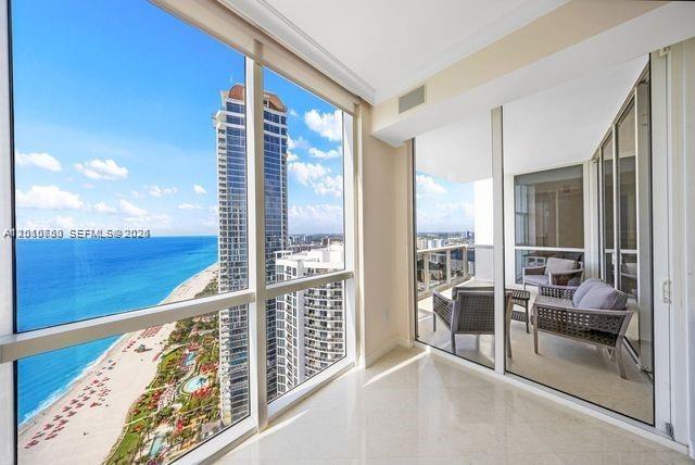 18101 Collins Ave #4702, Sunny Isles Beach FL 33160