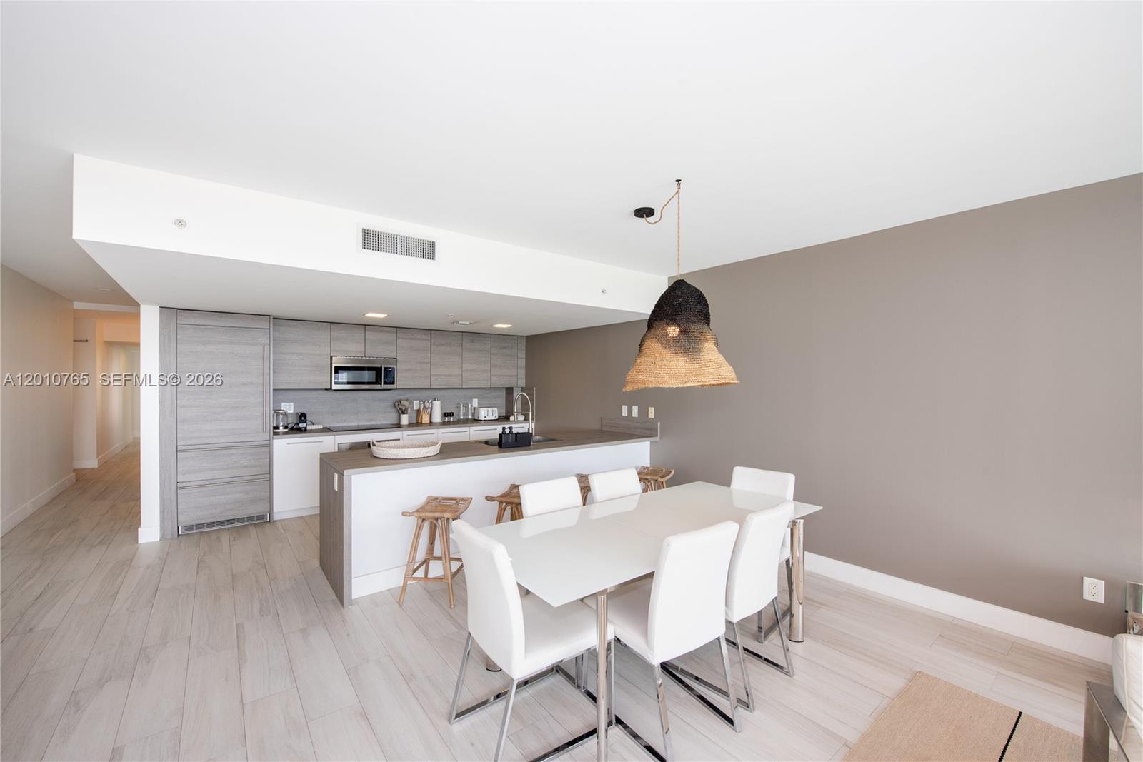 400 Sunny Isles Blvd #1518, Sunny Isles Beach FL 33160