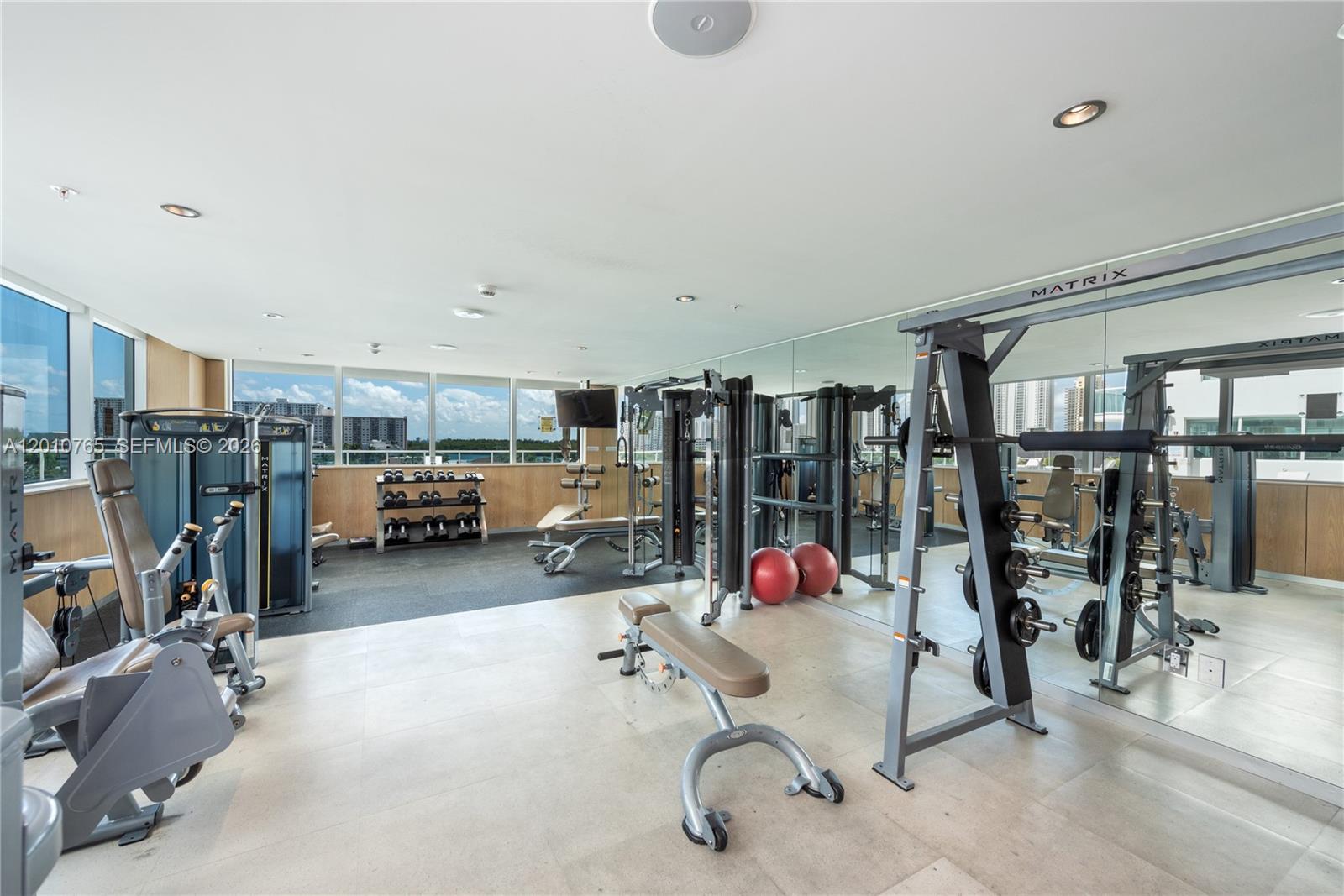 400 Sunny Isles Blvd #1518, Sunny Isles Beach FL 33160