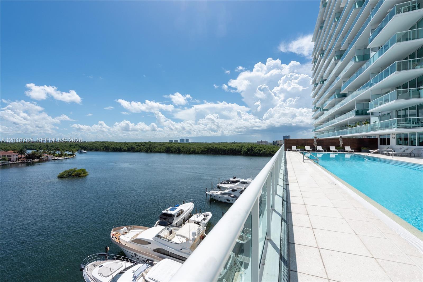 400 Sunny Isles Blvd #1518, Sunny Isles Beach FL 33160
