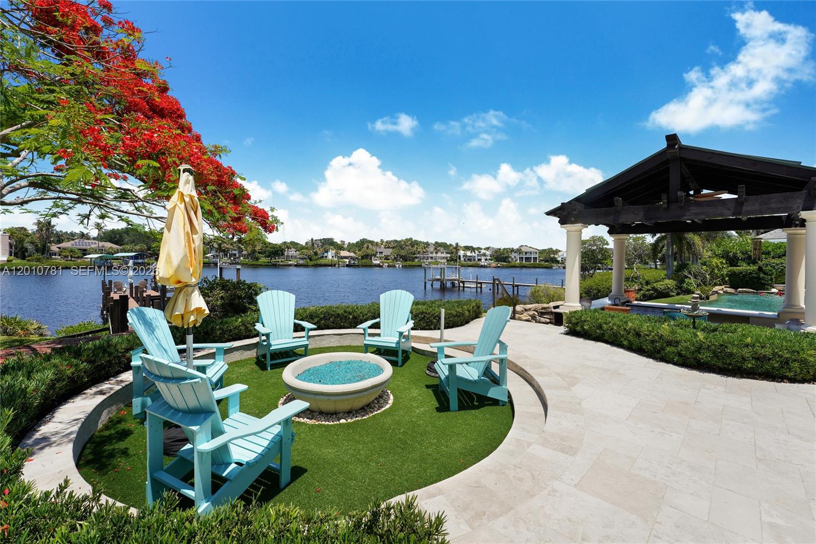 10433 SE Banyan Way, Jupiter FL 33469