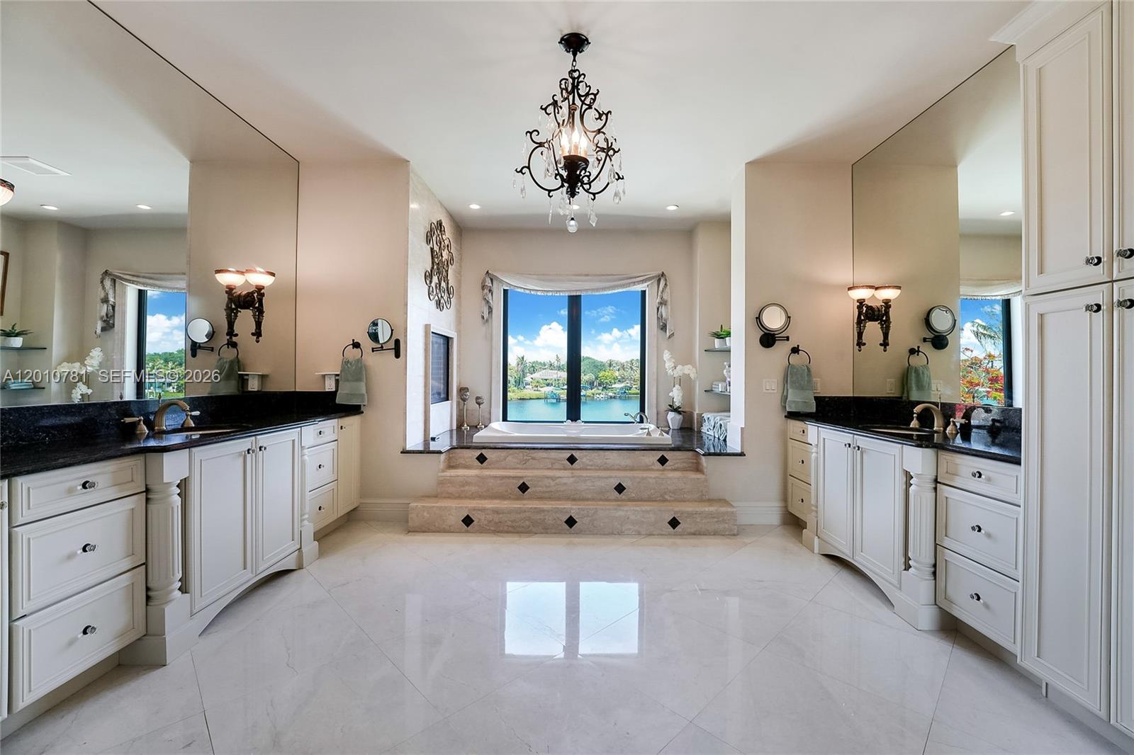 10433 SE Banyan Way, Jupiter FL 33469