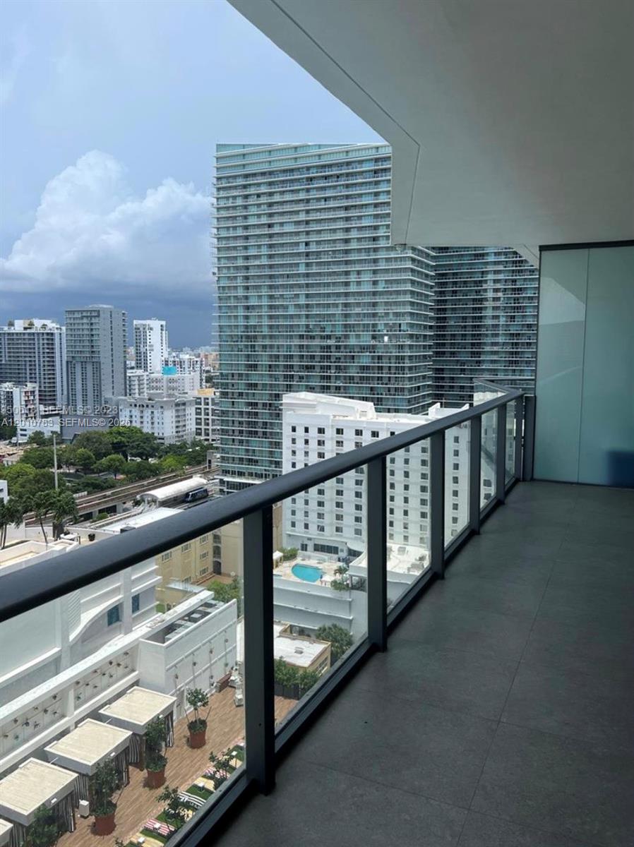1300 S Miami Ave #1807, Miami FL 33130