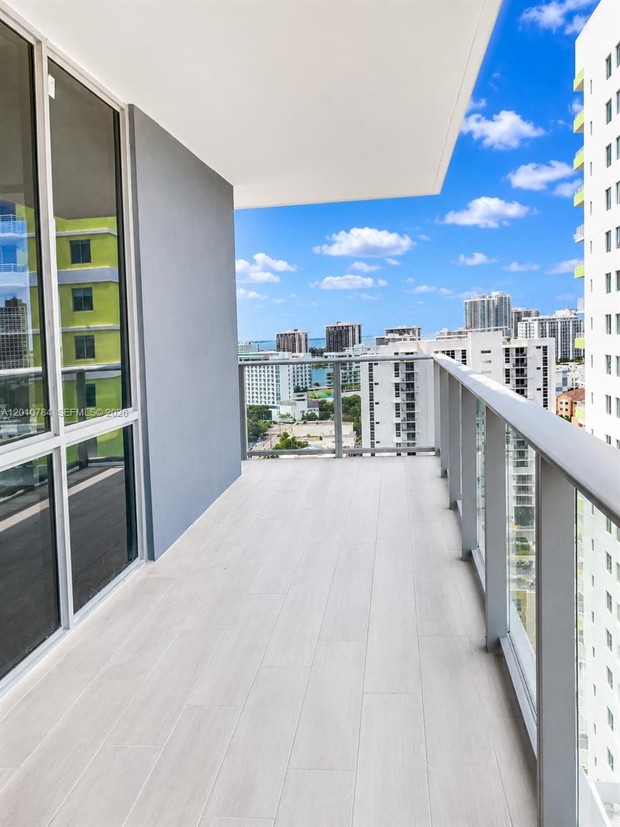 1010 SW 2nd Ave #1809, Miami FL 33130
