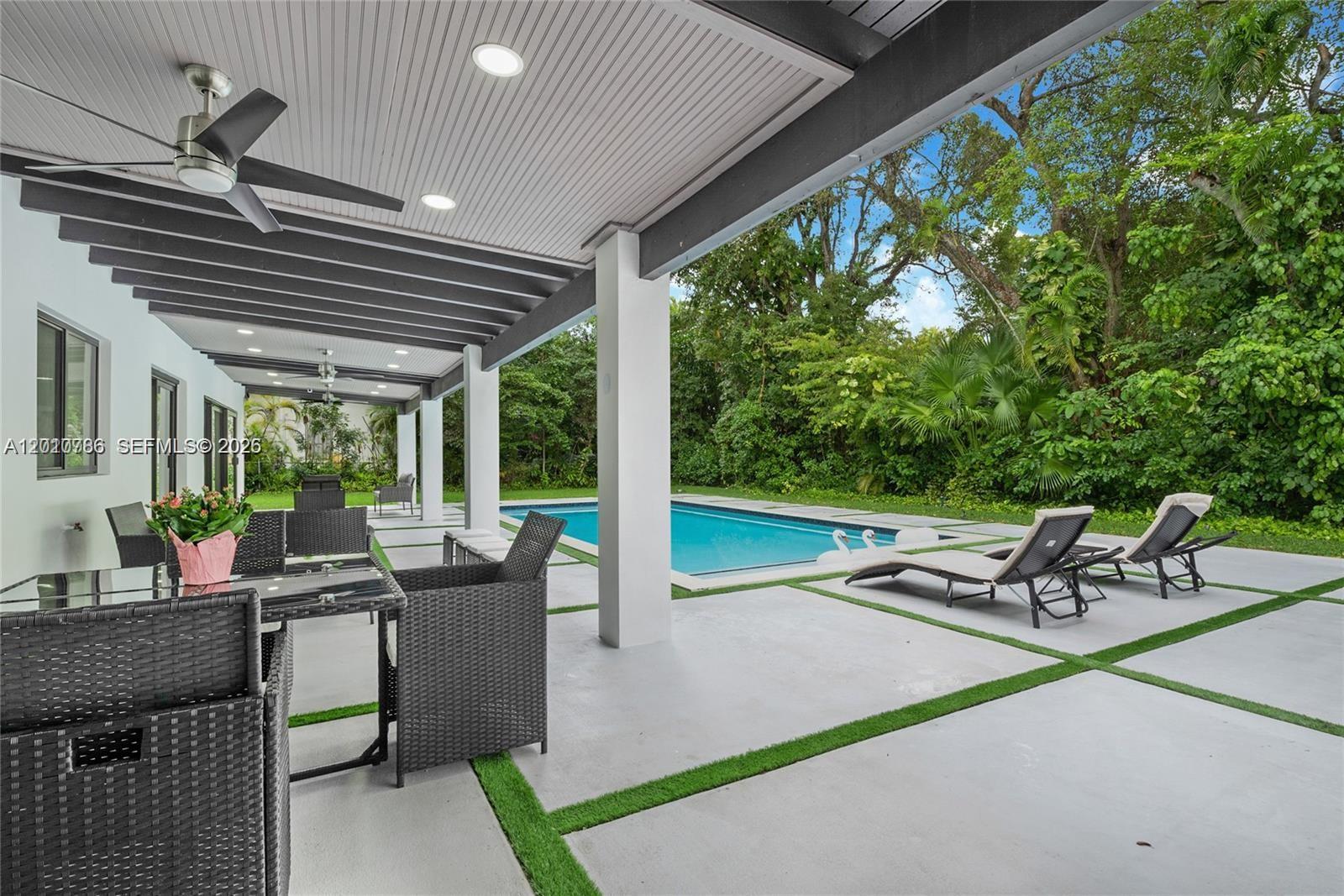 17203 SW 78th Pl, Palmetto Bay FL 33157