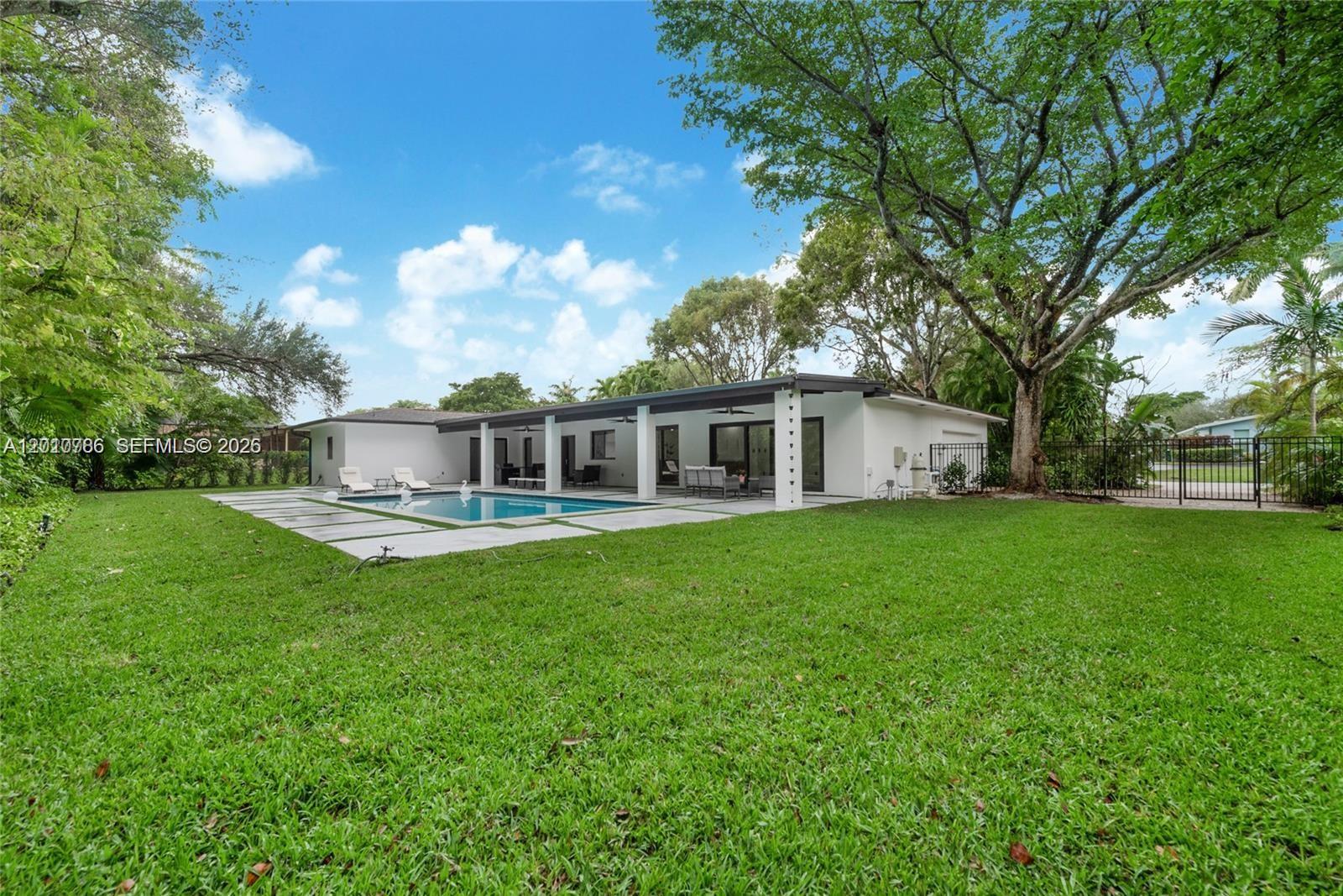 17203 SW 78th Pl, Palmetto Bay FL 33157