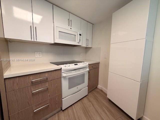 2415 NW 16th St Rd #605-1, Miami FL 33125