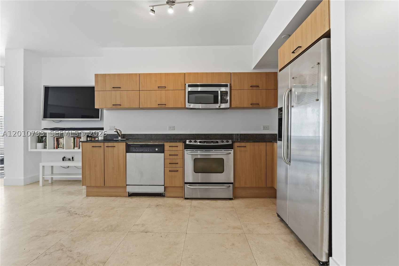 350 S Miami Ave #3307, Miami FL 33130