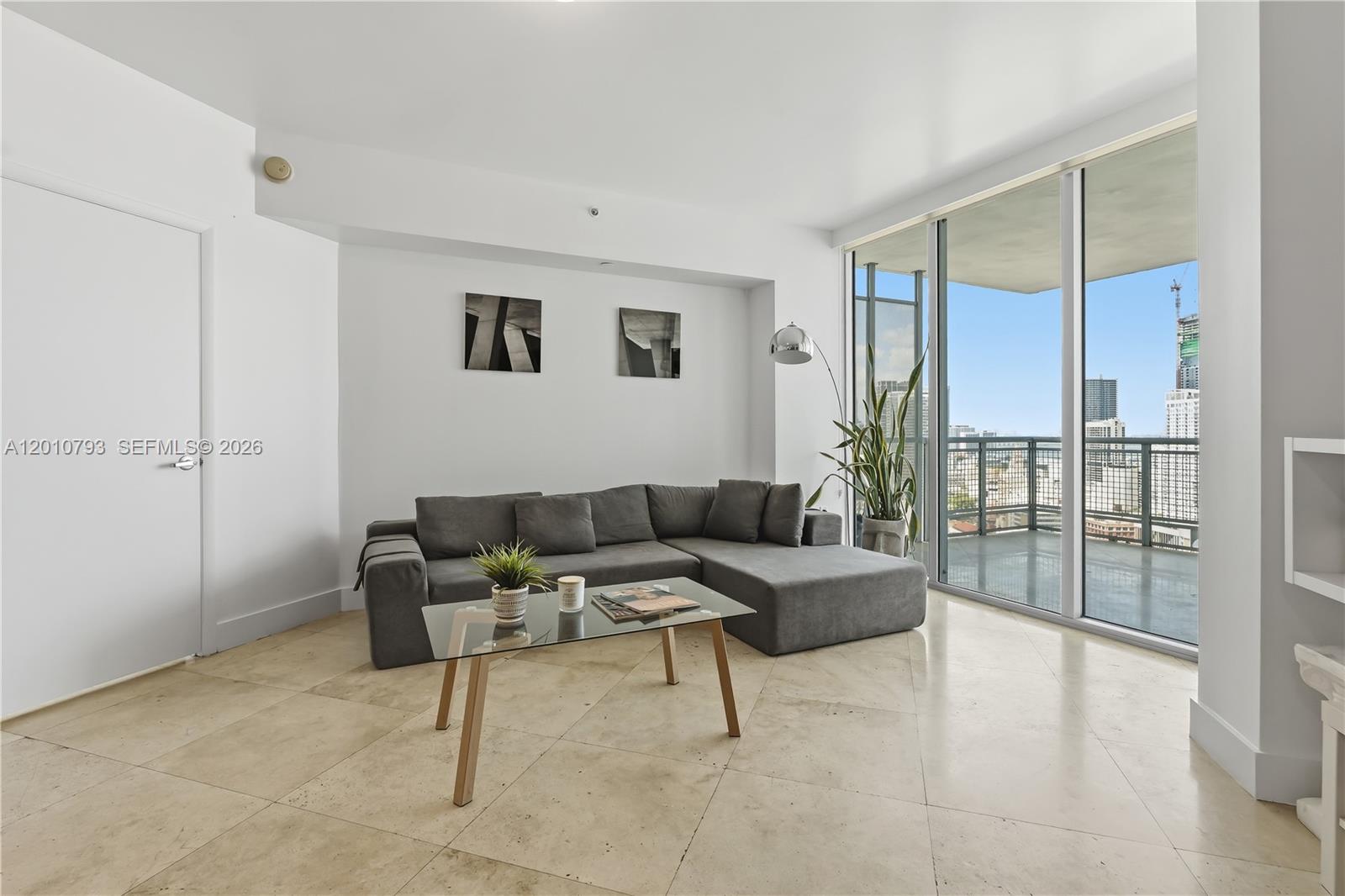 350 S Miami Ave #3307, Miami FL 33130