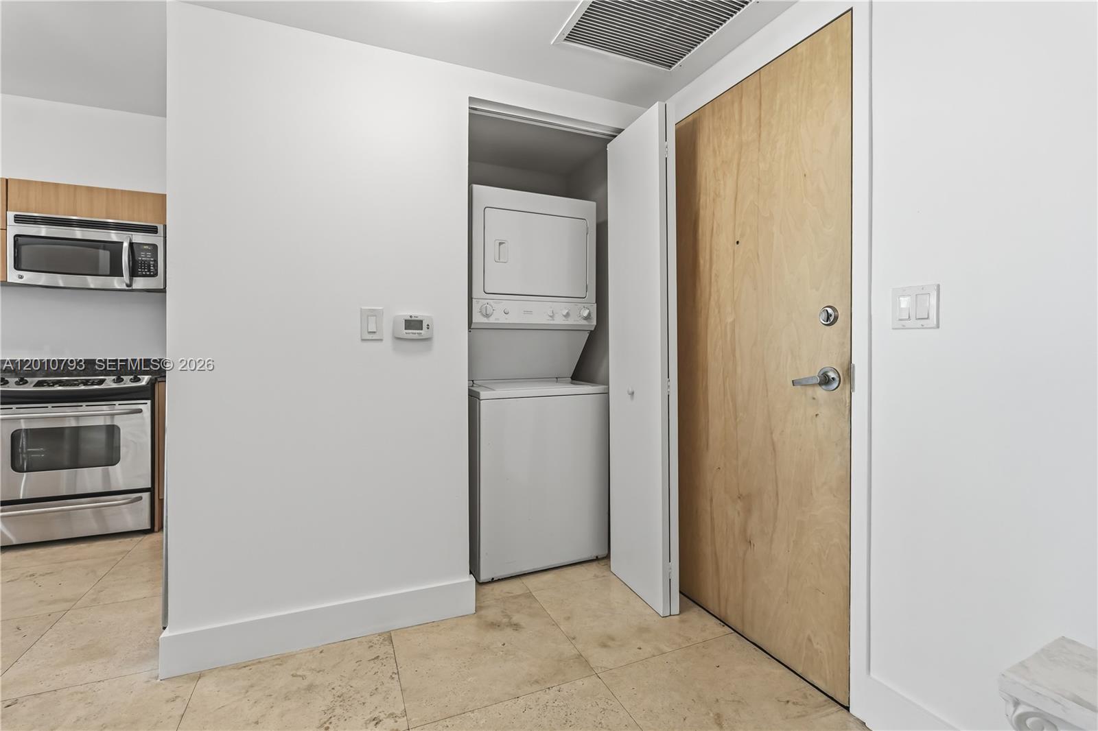 350 S Miami Ave #3307, Miami FL 33130