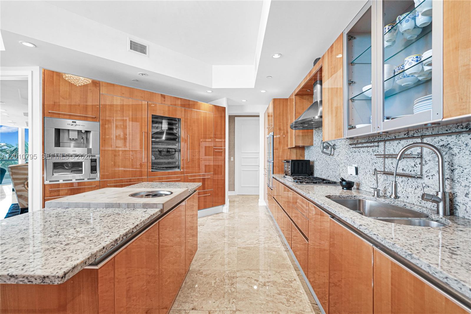 16051 Collins Ave #504, Sunny Isles Beach FL 33160