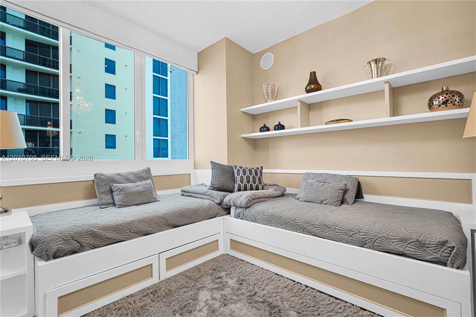16051 Collins Ave #504, Sunny Isles Beach FL 33160