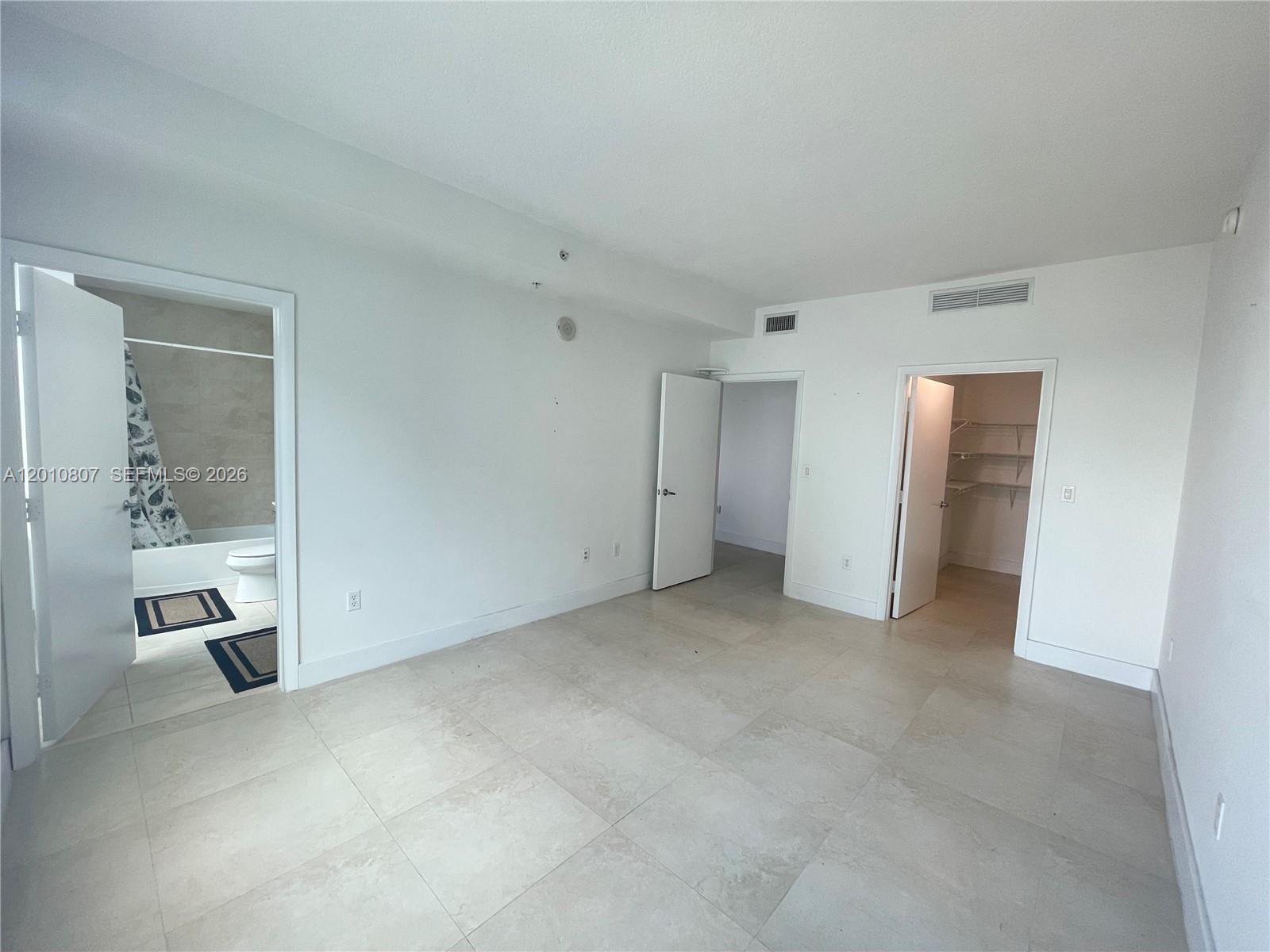 1900 N Bayshore Dr #3311, Miami FL 33132