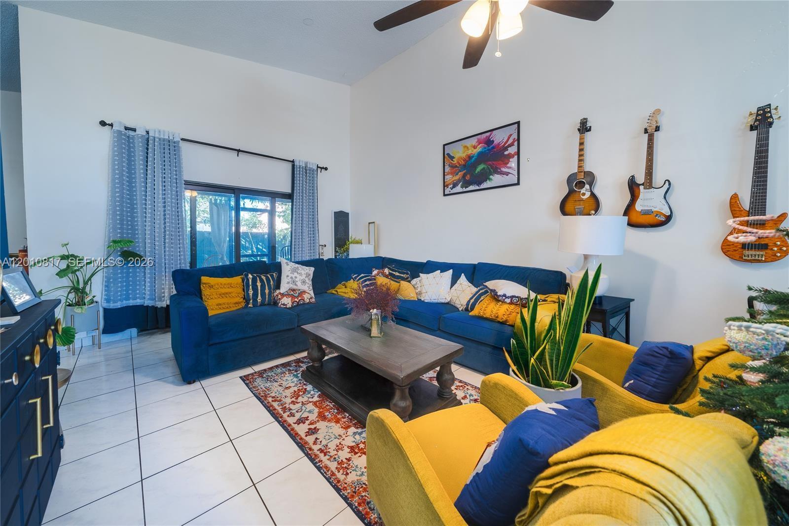 4975 NW 82nd Ter, Lauderhill FL 33351