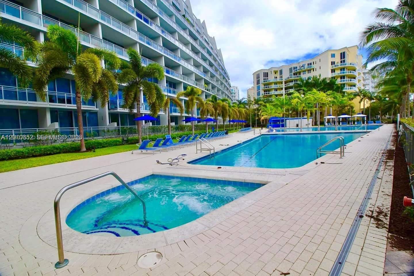 2950 NE 188th St #406, Aventura FL 33180
