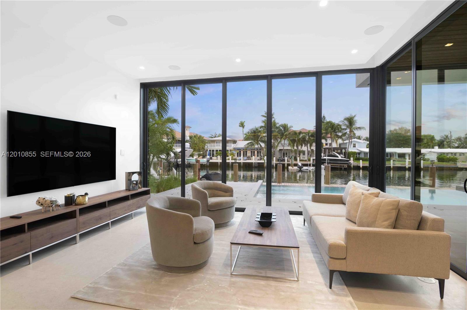 1537 SE 13th St #n/a, Fort Lauderdale FL 33316