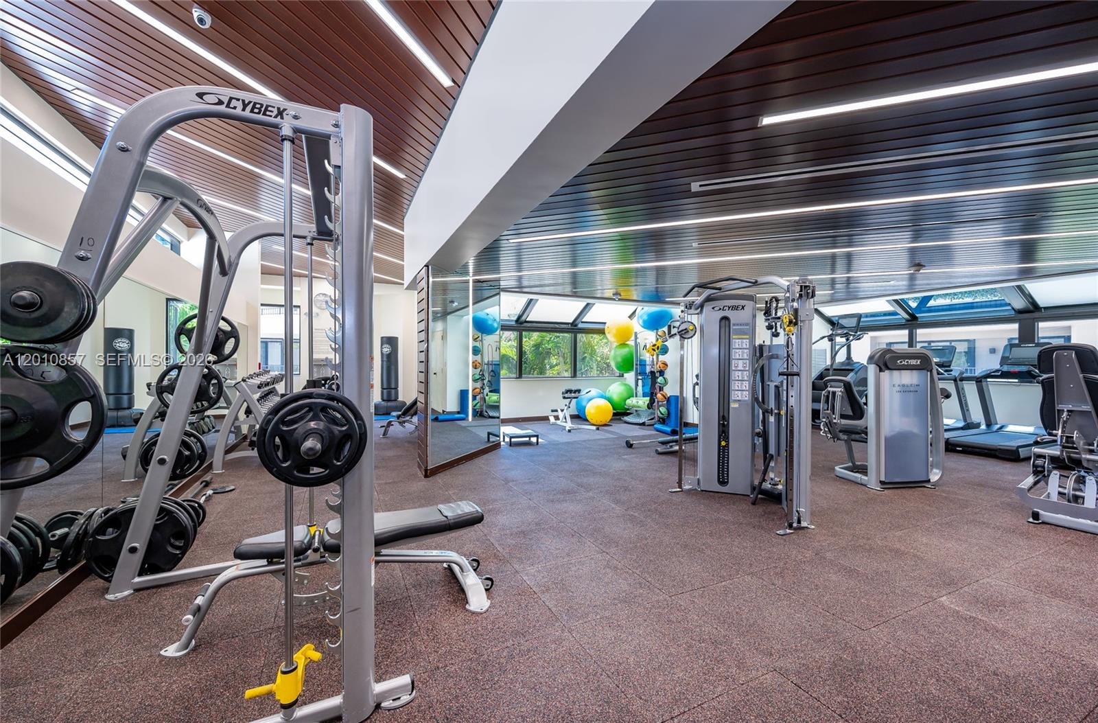201 Crandon Blvd #505, Key Biscayne FL 33149
