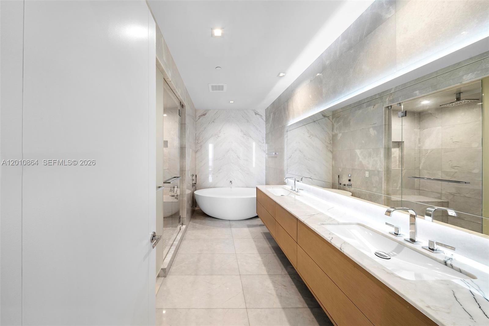 18501 Collins Ave #501, Sunny Isles Beach FL 33160