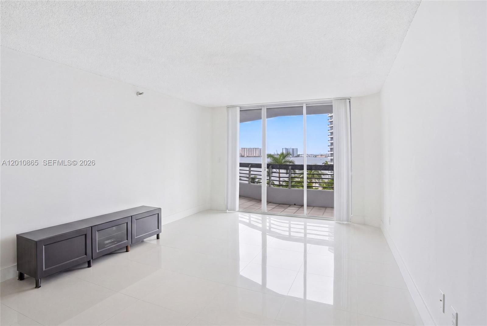 19195 NE 36th Ct #604, Aventura FL 33180