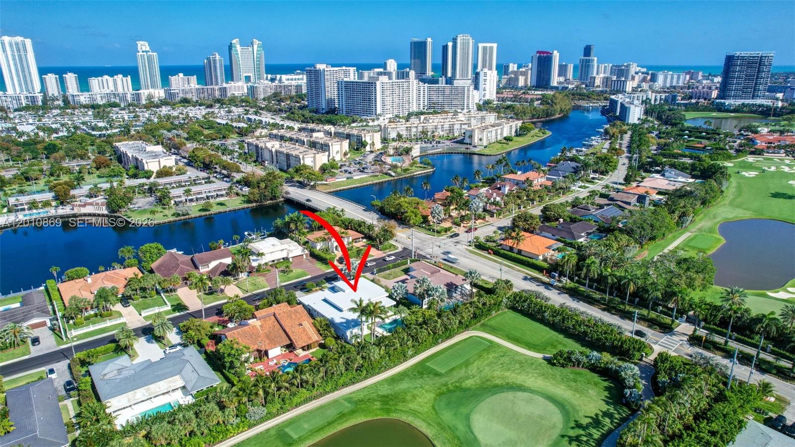 907 Diplomat Pkwy, Hallandale Beach FL 33009