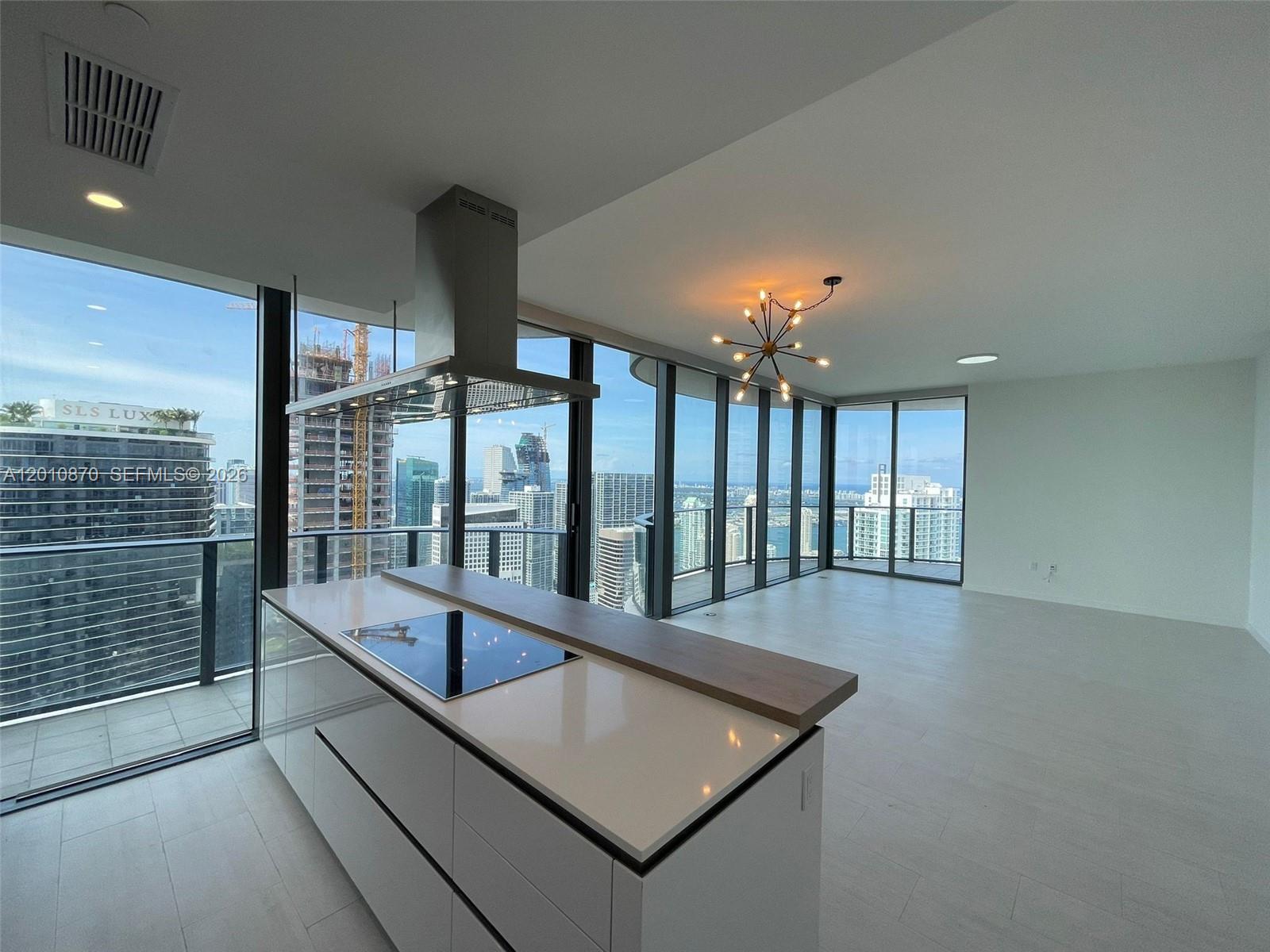 1000 Brickell Plaza #5908, Miami FL 33131