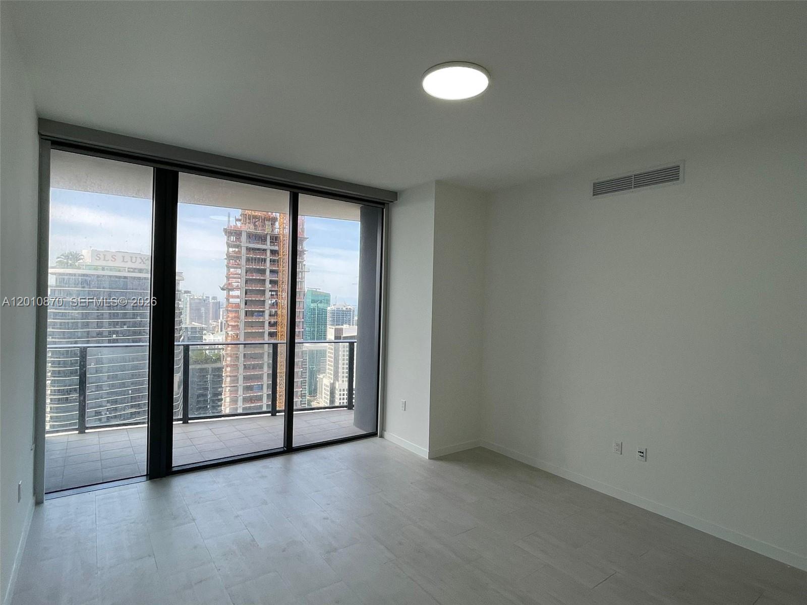 1000 Brickell Plaza #5908, Miami FL 33131