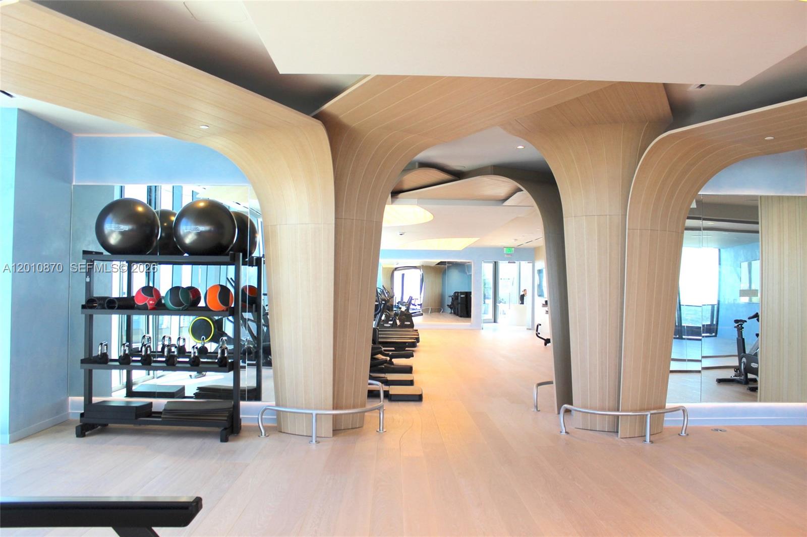 1000 Brickell Plaza #5908, Miami FL 33131