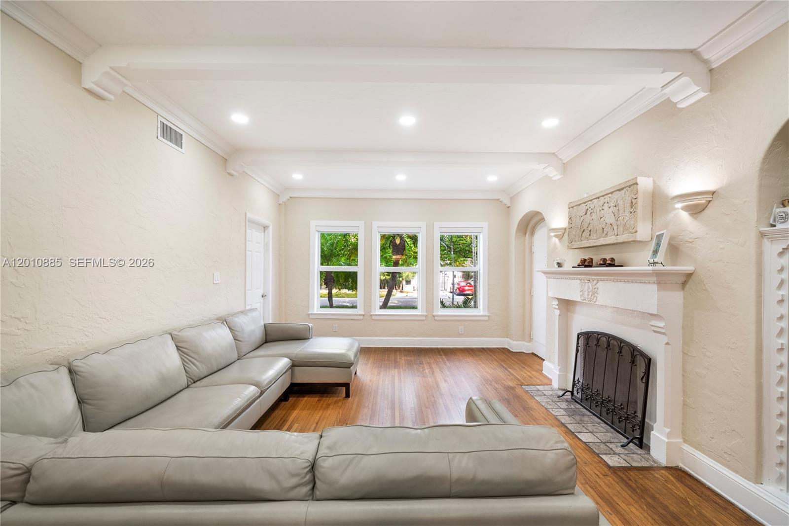 4501 Prairie Ave #1, Miami Beach FL 33140
