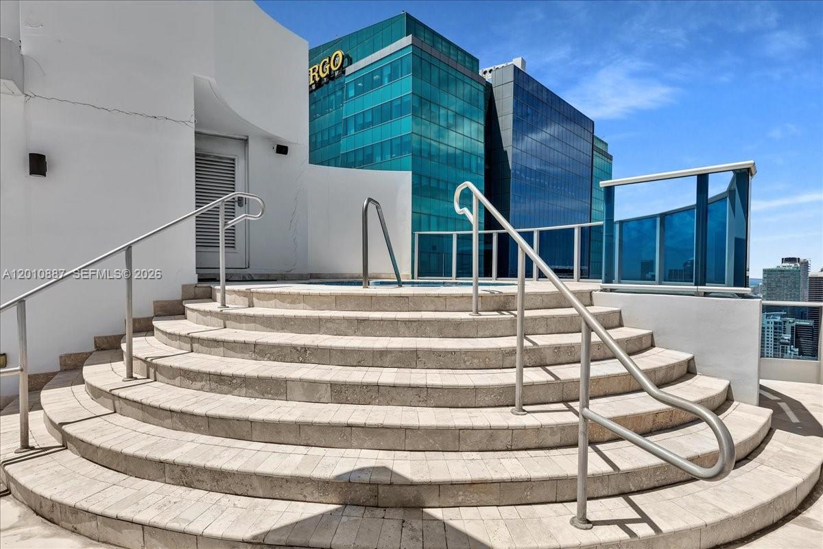 200 Biscayne Boulevard Way #PH 5401, Miami FL 33131