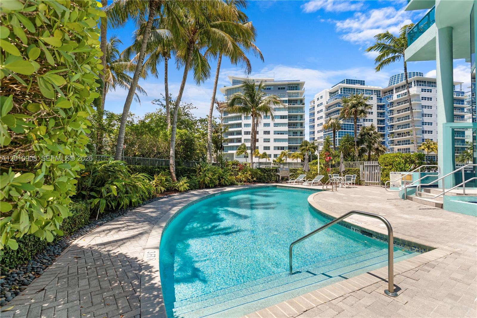 6000 Indian Creek Dr #PH25C-3, Miami Beach FL 33140