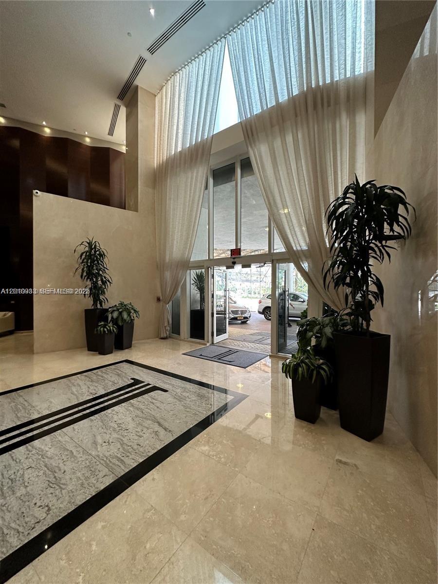 15811 Collins Ave #2802, Sunny Isles Beach FL 33160