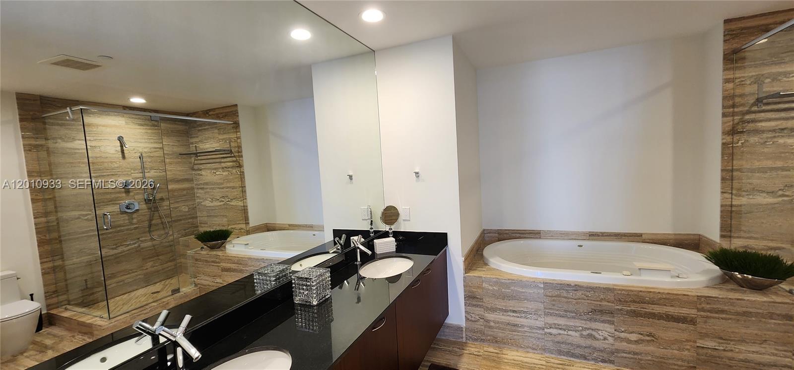 15811 Collins Ave #2802, Sunny Isles Beach FL 33160