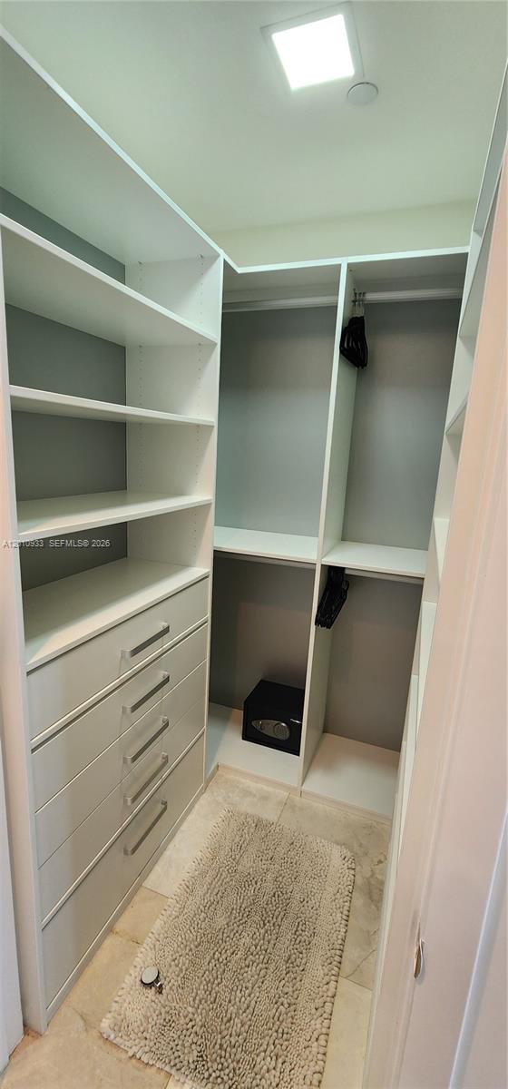 15811 Collins Ave #2802, Sunny Isles Beach FL 33160