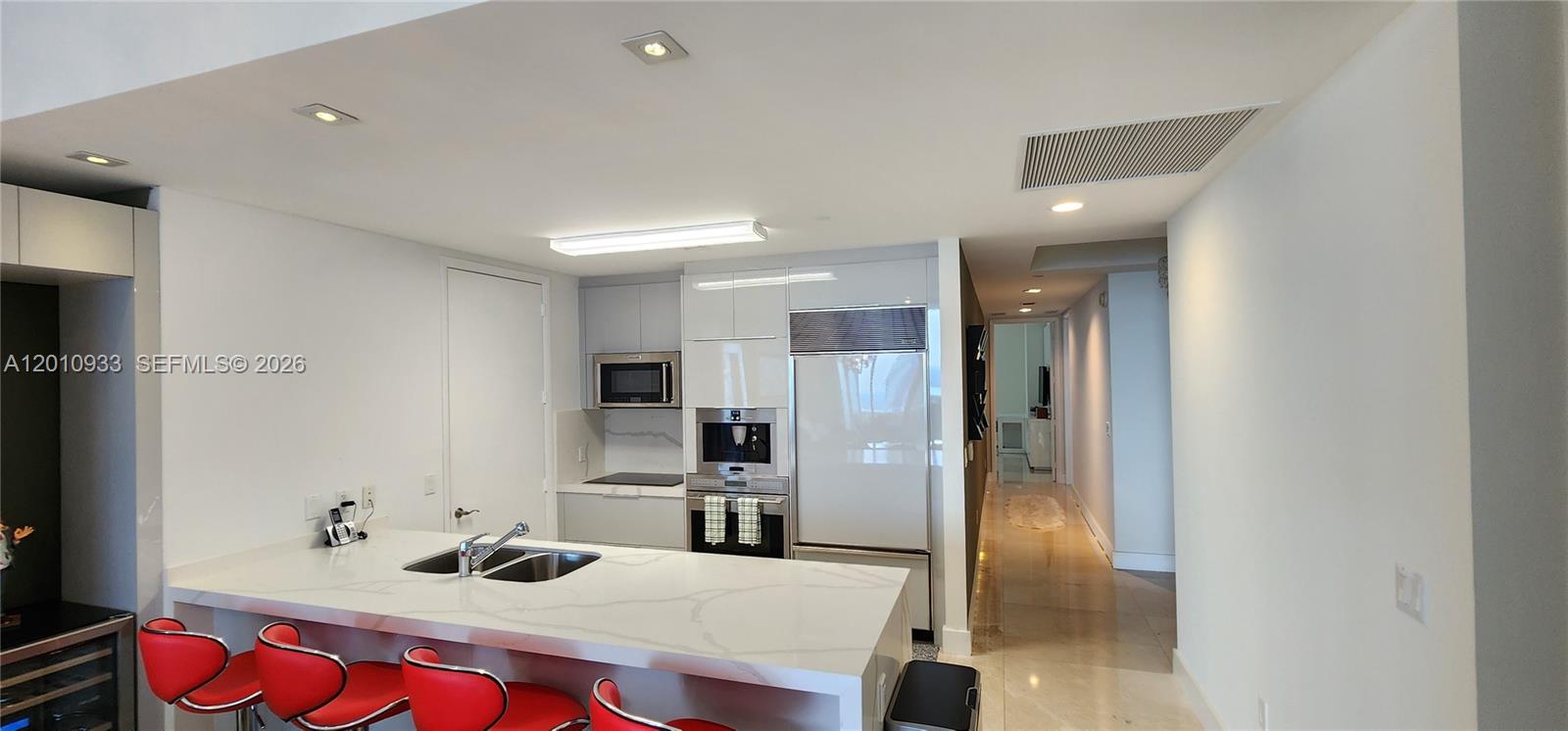 15811 Collins Ave #2802, Sunny Isles Beach FL 33160