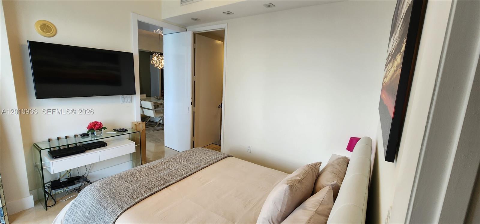 15811 Collins Ave #2802, Sunny Isles Beach FL 33160