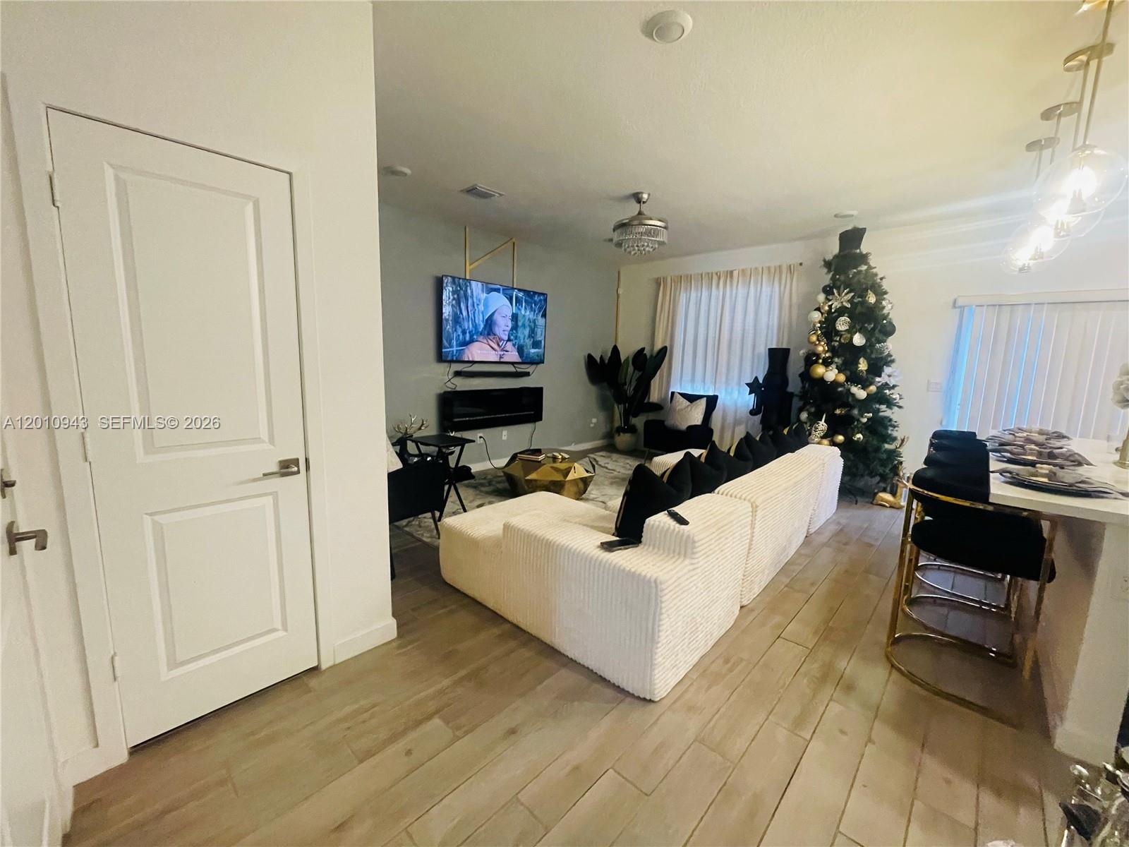1766 SE 7th Ter #0, Homestead FL 33034