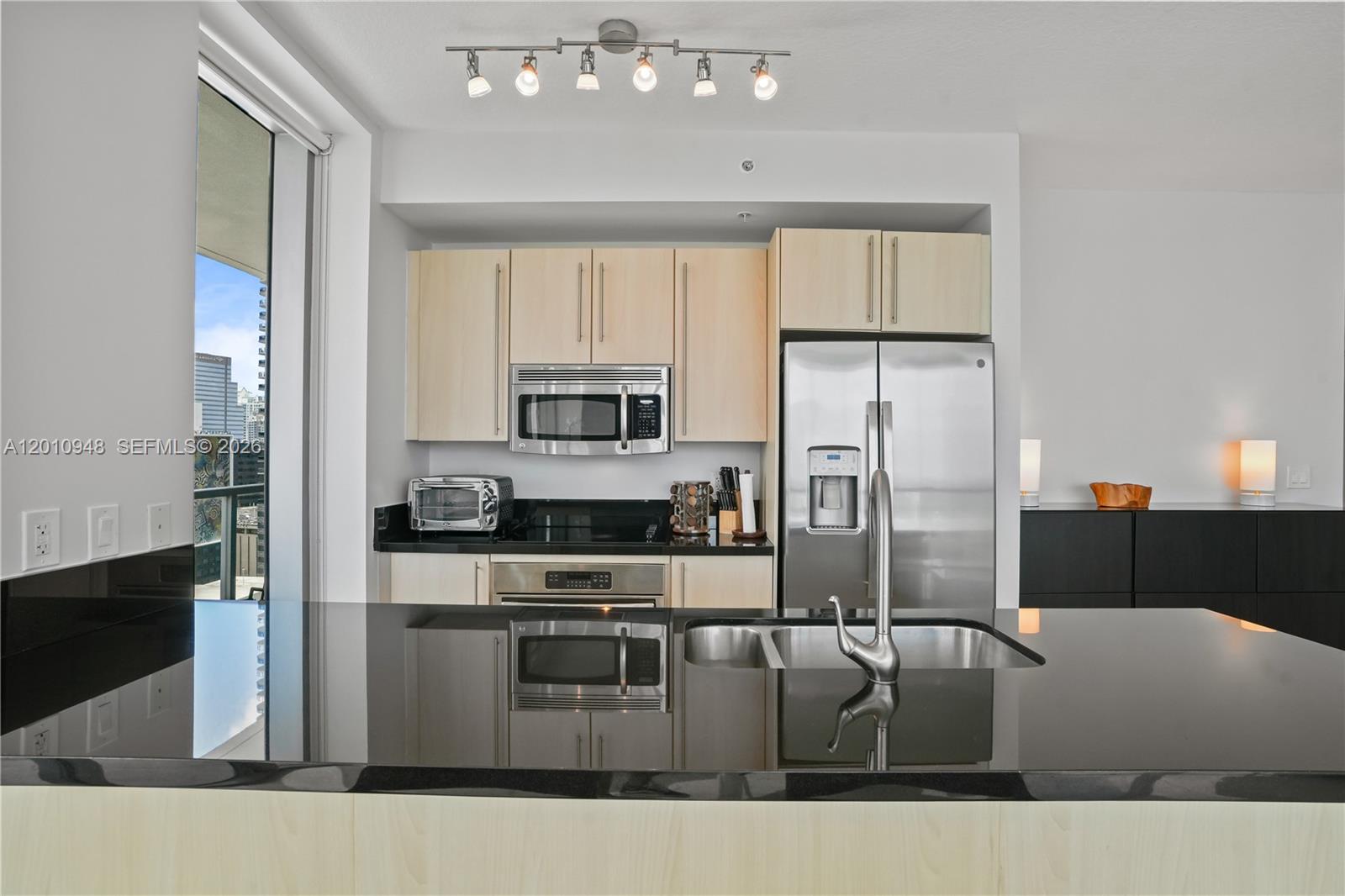 1111 SW 1st Ave #2325-N, Miami FL 33130