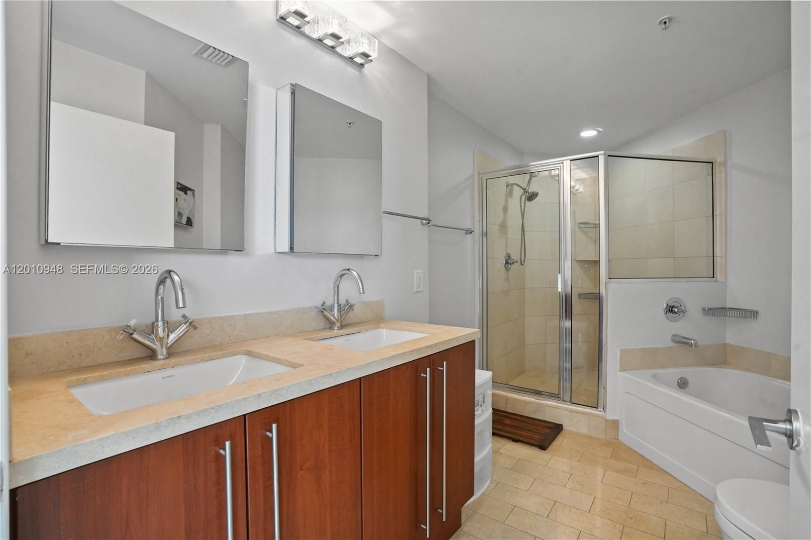 1111 SW 1st Ave #2325-N, Miami FL 33130