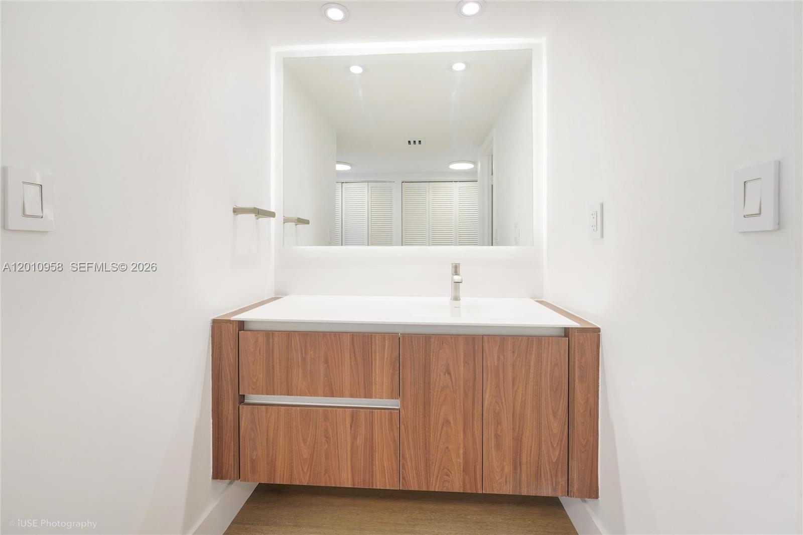 2333 Brickell Ave #1506, Miami FL 33129