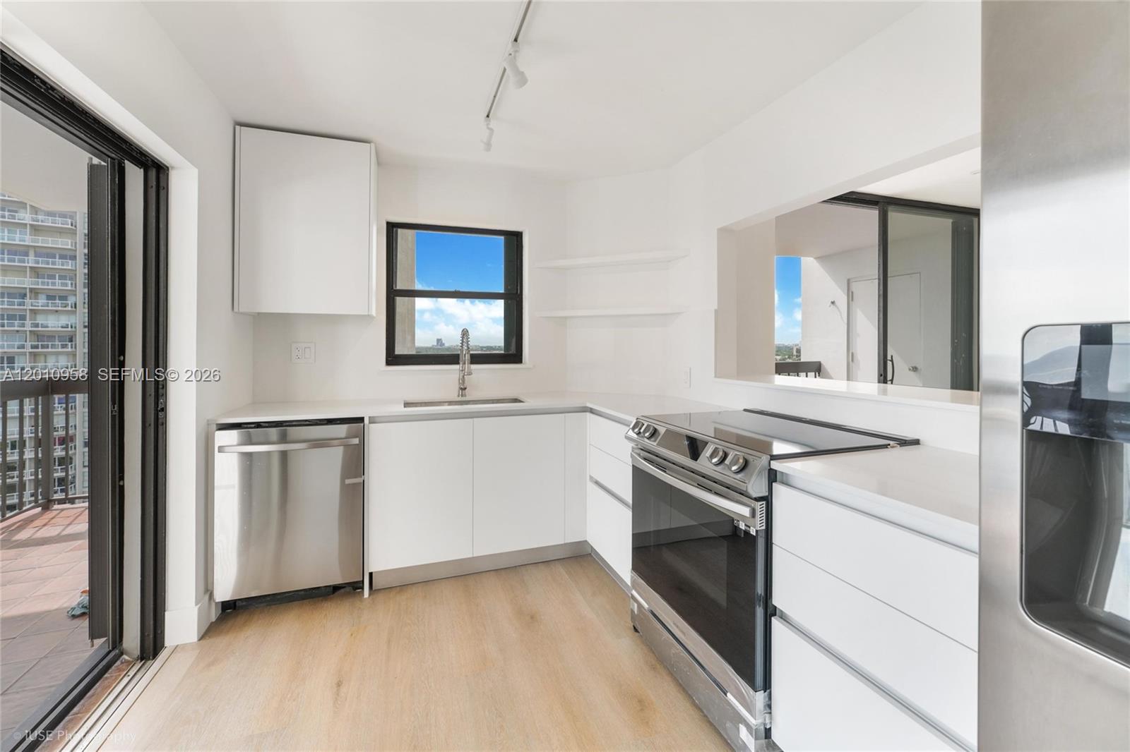 2333 Brickell Ave #1506, Miami FL 33129