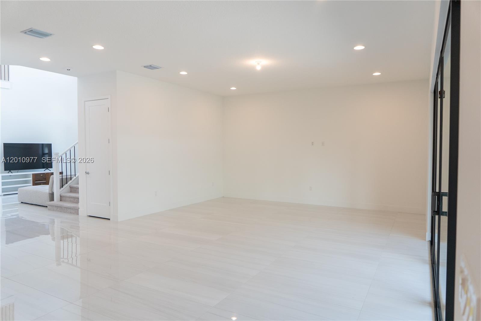 8151 Laurel Falls Dr, Boca Raton FL 33496