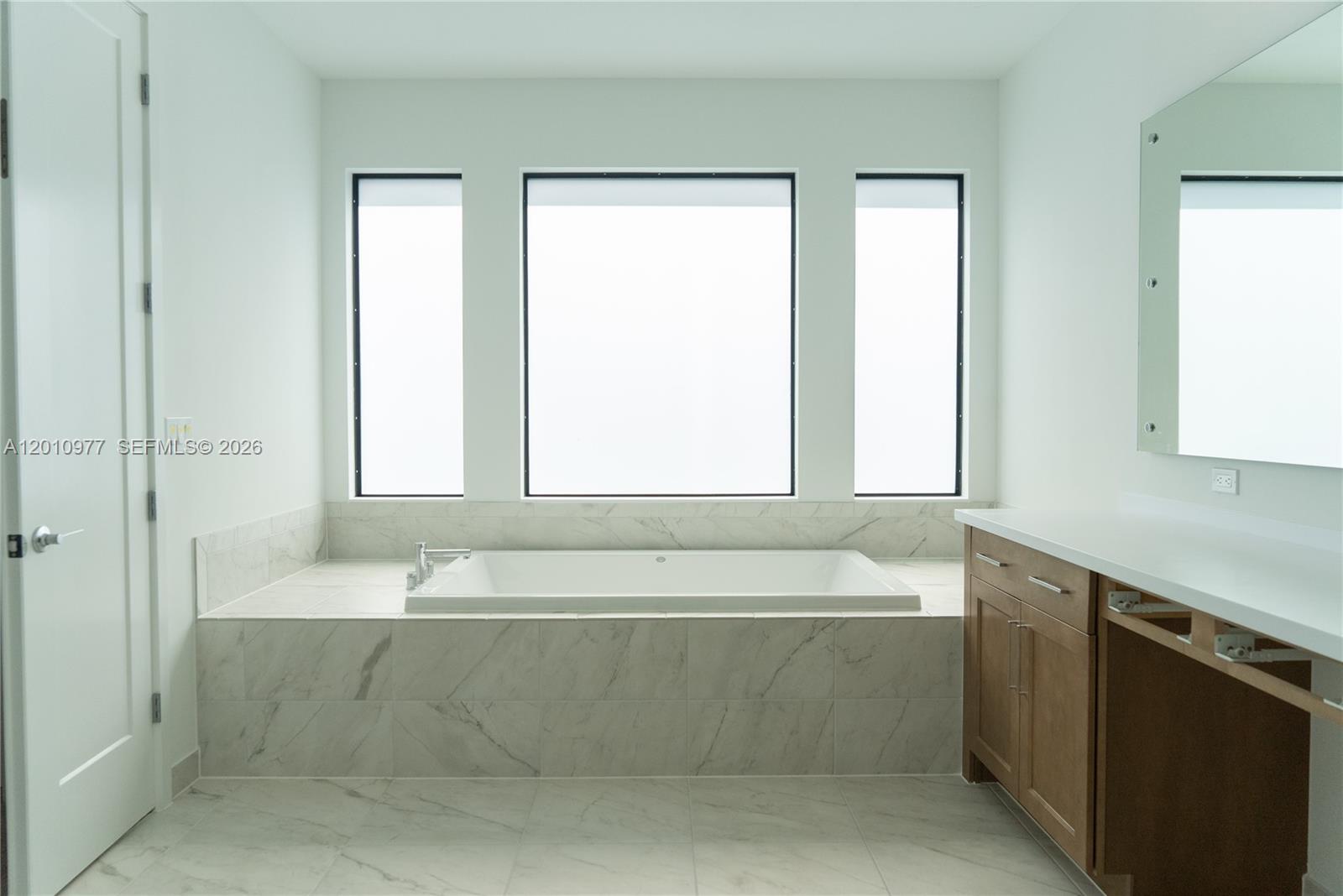 8151 Laurel Falls Dr, Boca Raton FL 33496