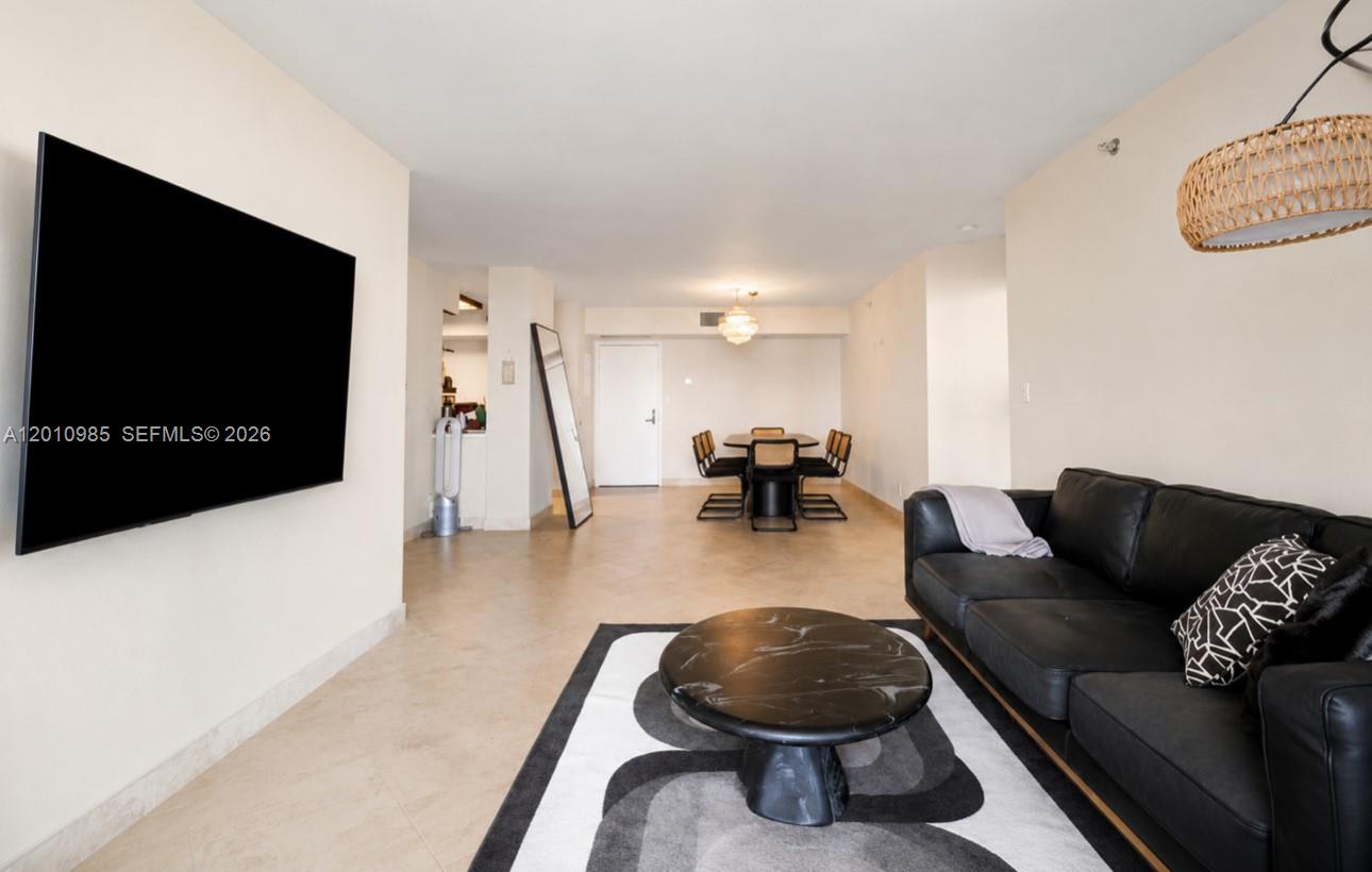 3600 Mystic Pointe Dr #1209, Aventura FL 33180