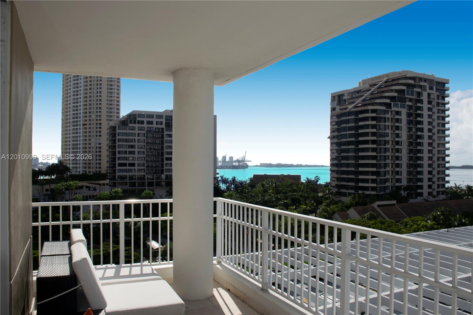 701 Brickell Key Blvd #910, Miami FL 33131