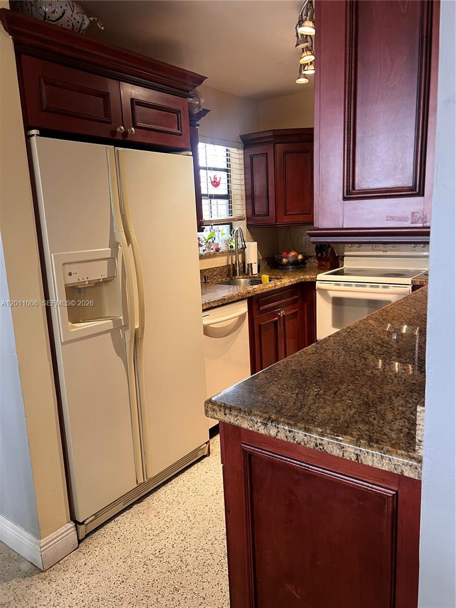 4825 SW 111th Ave, Miami FL 33165