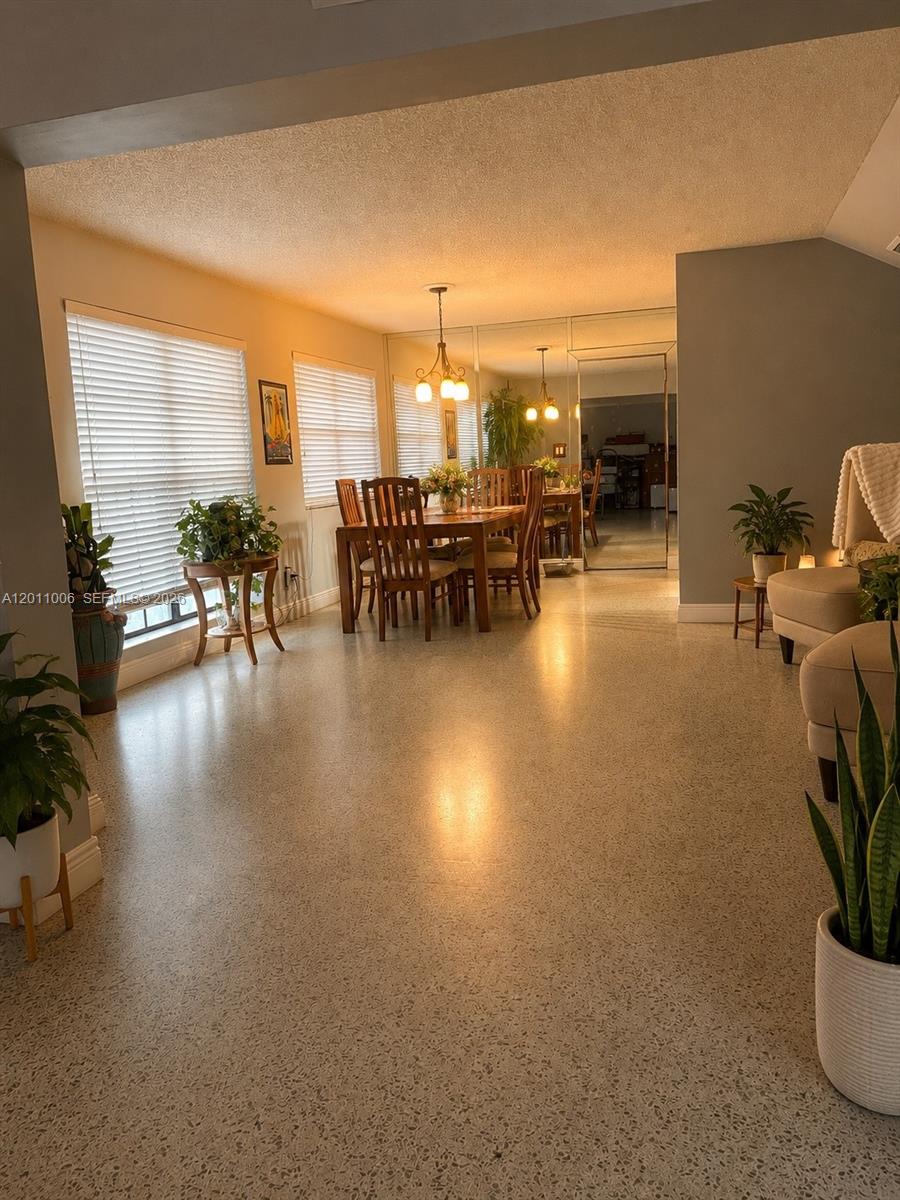 4825 SW 111th Ave, Miami FL 33165