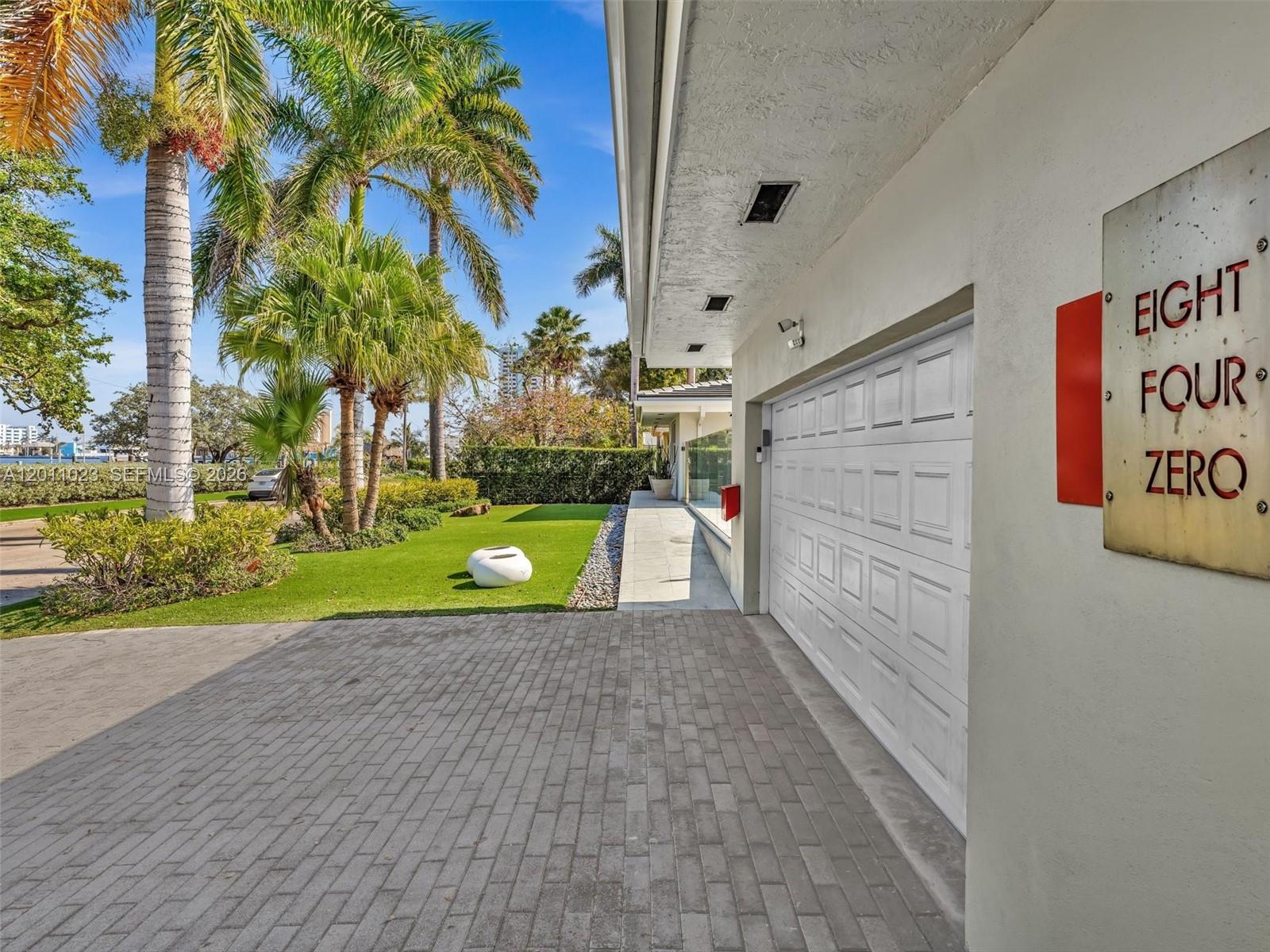 840 S Southlake Dr #0, Hollywood FL 33019